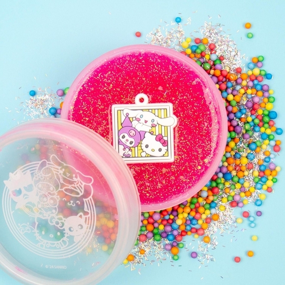 Hello Kitty and Friends Non Toxic Slimygloop Mix'ems Cinnamoroll Rainbow Slime - Picture 3 of 12